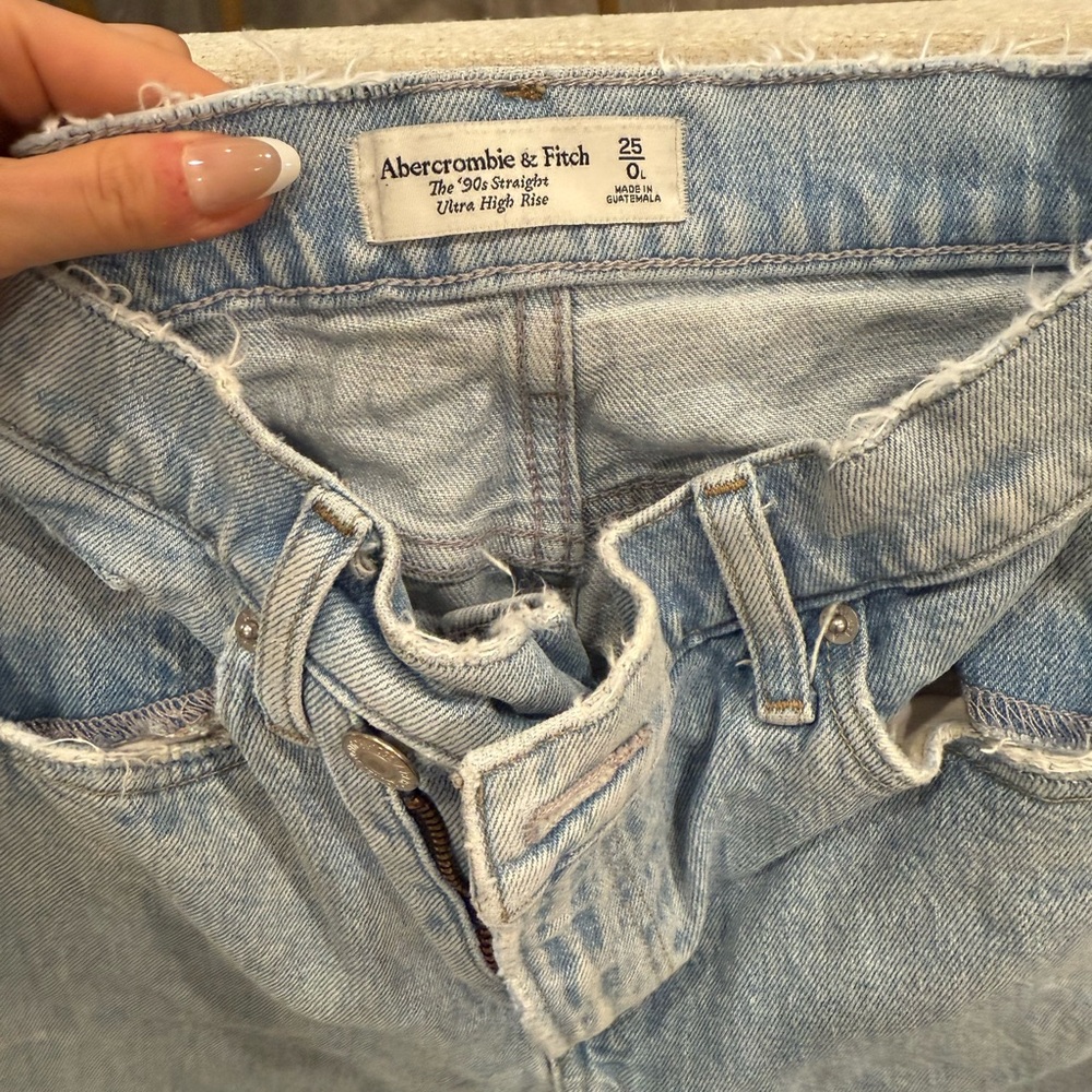 Abercrombie & Fitch Women's Denim Straight Leg Jeans